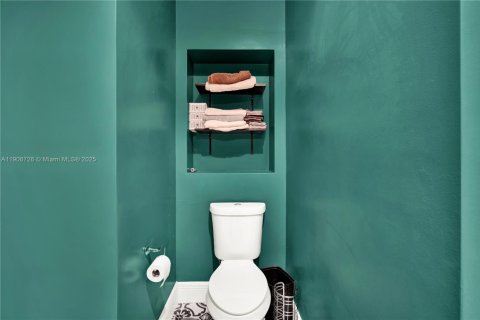 Townhouse in Homestead, Florida 3 bedrooms, 111.95 sq.m. № 1964228 - photo 20