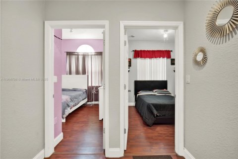 Townhouse in Homestead, Florida 3 bedrooms, 111.95 sq.m. № 1964228 - photo 10