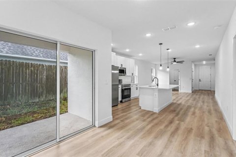 Casa en venta en Haines City, Florida, 3 dormitorios, 116.13 m2 № 2385657 - foto 7