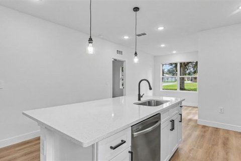 Casa en venta en Haines City, Florida, 3 dormitorios, 116.13 m2 № 2385657 - foto 6