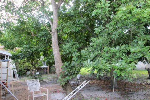 Villa ou maison à vendre à Lauderdale Lakes, Floride: 3 chambres, 146.41 m2 № 1949352 - photo 25