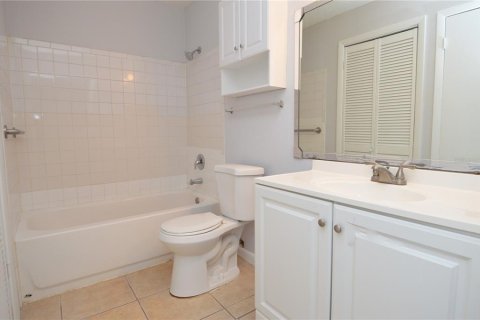 Condo in Tampa, Florida, 1 bedroom  № 2377984 - photo 28
