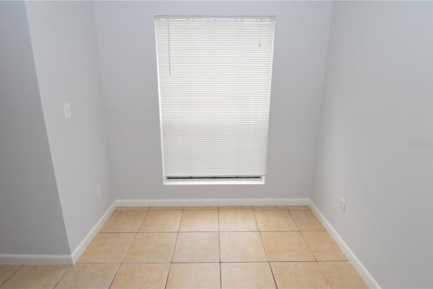 Condo in Tampa, Florida, 1 bedroom  № 2377984 - photo 9
