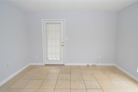 Condo in Tampa, Florida, 1 bedroom  № 2377984 - photo 15