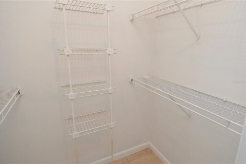 Condo in Tampa, Florida, 1 bedroom  № 2377984 - photo 23