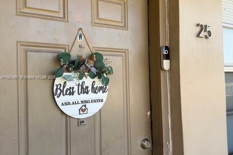 Condominio en Miami, Florida, 2 dormitorios  № 1975828