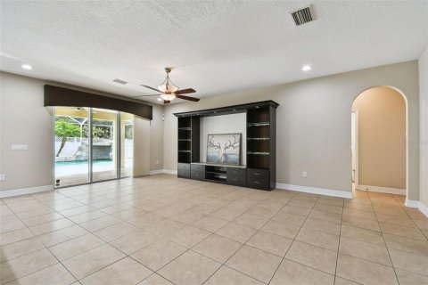 House in Wesley Chapel, Florida 4 bedrooms, 272.48 sq.m. № 1805768 - photo 21
