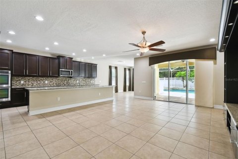 House in Wesley Chapel, Florida 4 bedrooms, 272.48 sq.m. № 1805768 - photo 24