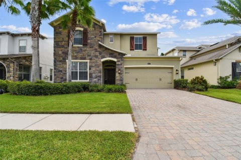 House in Wesley Chapel, Florida 4 bedrooms, 272.48 sq.m. № 1805768 - photo 3