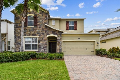 House in Wesley Chapel, Florida 4 bedrooms, 272.48 sq.m. № 1805768 - photo 1