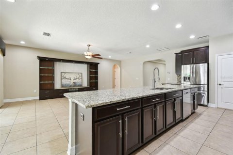House in Wesley Chapel, Florida 4 bedrooms, 272.48 sq.m. № 1805768 - photo 30