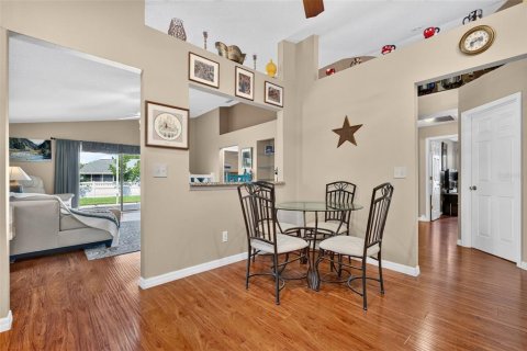 House in Bradenton, Florida 3 bedrooms, 172.43 sq.m. № 2316453 - photo 11