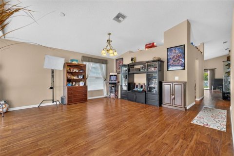 House in Bradenton, Florida 3 bedrooms, 172.43 sq.m. № 2316453 - photo 9