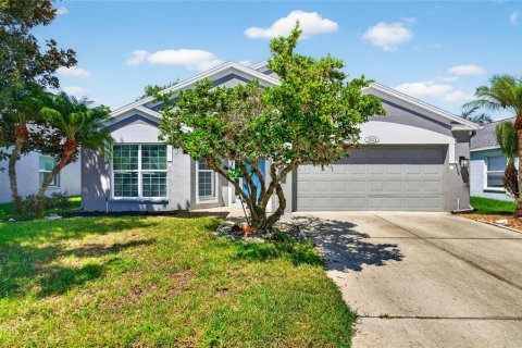 House in Bradenton, Florida 3 bedrooms, 172.43 sq.m. № 2316453