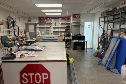 Immobilier commercial à vendre à Hollywood, Floride № 1925498 - photo 13