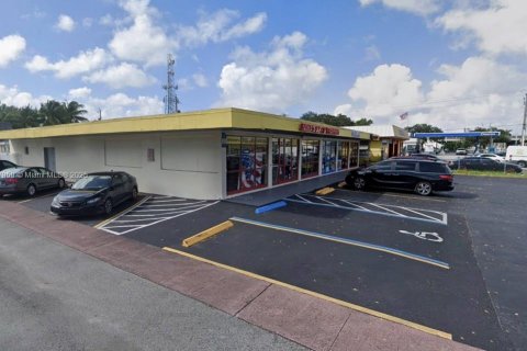 Immobilier commercial à vendre à Hollywood, Floride № 1925498 - photo 2