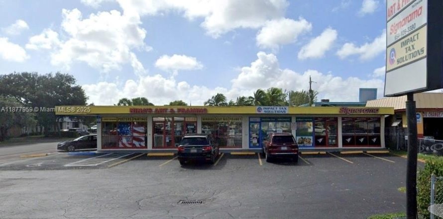 Immobilier commercial à Hollywood, Floride № 1925498