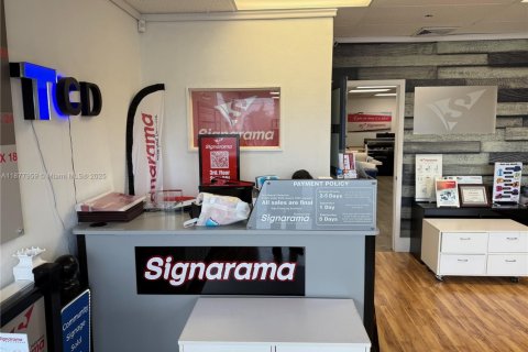 Immobilier commercial à vendre à Hollywood, Floride № 1925498 - photo 11