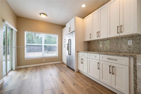 Casa en venta en Lake Worth, Florida, 3 dormitorios, 191.01 m2 № 1975859 - foto 21