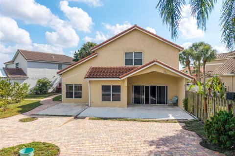 Casa en venta en Lake Worth, Florida, 3 dormitorios, 191.01 m2 № 1975859 - foto 10