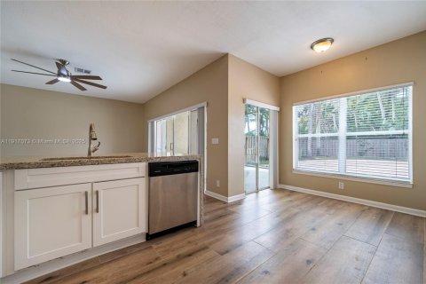 Casa en venta en Lake Worth, Florida, 3 dormitorios, 191.01 m2 № 1975859 - foto 22