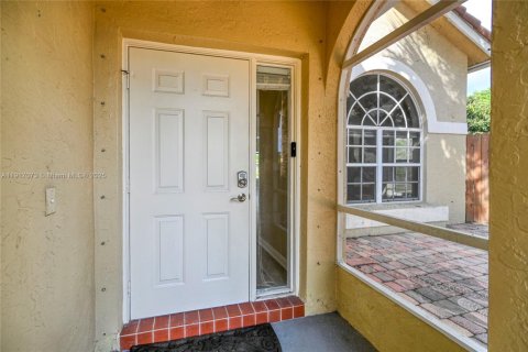 Casa en venta en Lake Worth, Florida, 3 dormitorios, 191.01 m2 № 1975859 - foto 12