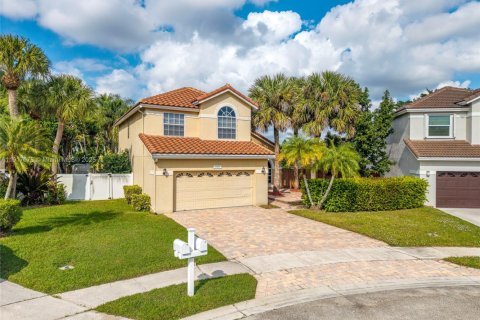 Casa en venta en Lake Worth, Florida, 3 dormitorios, 191.01 m2 № 1975859 - foto 2