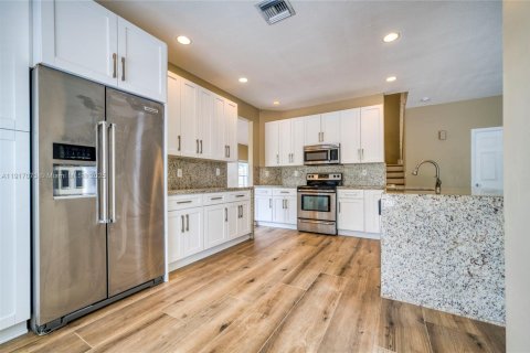 Casa en venta en Lake Worth, Florida, 3 dormitorios, 191.01 m2 № 1975859 - foto 20