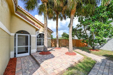 Casa en venta en Lake Worth, Florida, 3 dormitorios, 191.01 m2 № 1975859 - foto 11