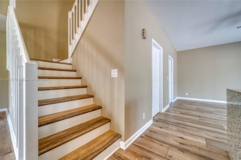 Casa en venta en Lake Worth, Florida, 3 dormitorios, 191.01 m2 № 1975859 - foto 28