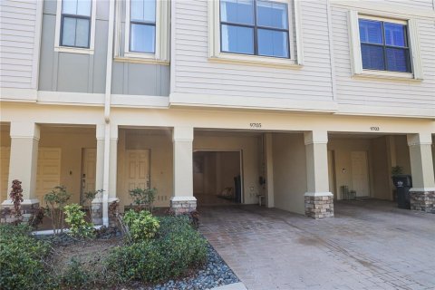 Touwnhouse à vendre à Tampa, Floride: 3 chambres, 160.16 m2 № 2398423 - photo 8