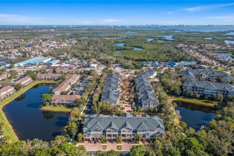 Touwnhouse à vendre à Tampa, Floride: 3 chambres, 160.16 m2 № 2398423 - photo 3