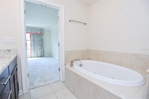 Touwnhouse à vendre à Tampa, Floride: 3 chambres, 160.16 m2 № 2398423 - photo 28