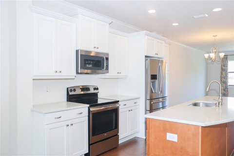 Touwnhouse à vendre à Tampa, Floride: 3 chambres, 160.16 m2 № 2398423 - photo 12