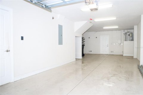 Touwnhouse à vendre à Tampa, Floride: 3 chambres, 160.16 m2 № 2398423 - photo 9