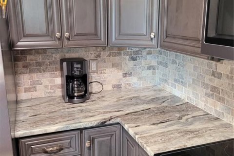 Casa en venta en Rotonda, Florida, 2 dormitorios, 133.59 m2 № 2386618 - foto 3