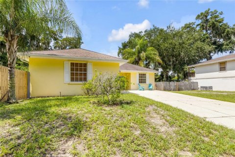 Casa en venta en New Smyrna Beach, Florida, 4 dormitorios, 164.72 m2 № 2344935 - foto 2