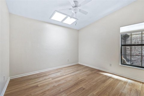 Duplex in Edgewater, Florida 2 bedrooms, 97.18 sq.m. № 1908030 - photo 17