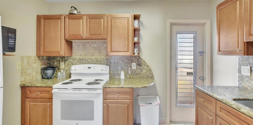 Condo in Boca Raton, Florida, 1 bedroom  № 1075786
