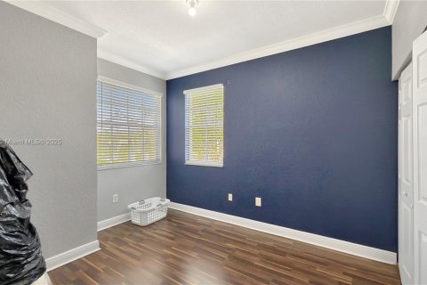 House in Cutler Bay, Florida 3 bedrooms, 123.1 sq.m. № 1867788 - photo 16