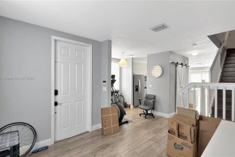 House in Cutler Bay, Florida 3 bedrooms, 123.1 sq.m. № 1867788 - photo 5