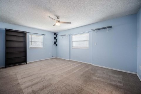 House in Eagle Lake, Florida 4 bedrooms, 313.73 sq.m. № 1827953 - photo 25