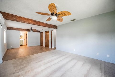 House in Eagle Lake, Florida 4 bedrooms, 313.73 sq.m. № 1827953 - photo 19