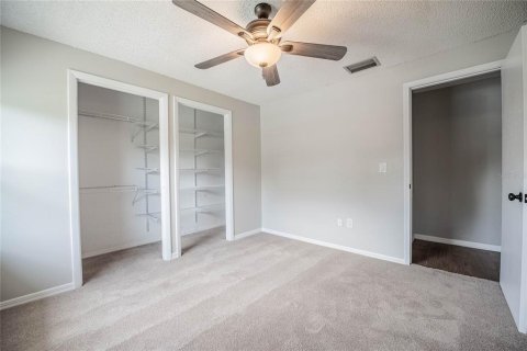 House in Eagle Lake, Florida 4 bedrooms, 313.73 sq.m. № 1827953 - photo 28