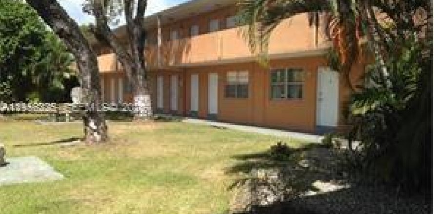 Condo à Cutler Bay, Floride, 2 chambres  № 2011774