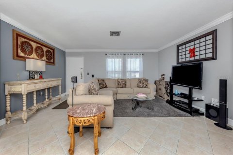 Купить виллу или дом в Венеция, Флорида 5 комнат, 117.99м2, № 1907762 - фото 7