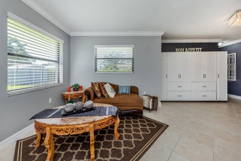 Купить виллу или дом в Венеция, Флорида 5 комнат, 117.99м2, № 1907762 - фото 9