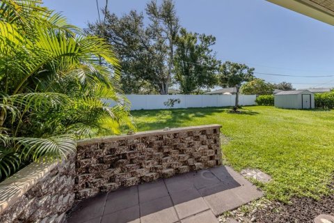 Купить виллу или дом в Венеция, Флорида 5 комнат, 117.99м2, № 1907762 - фото 16