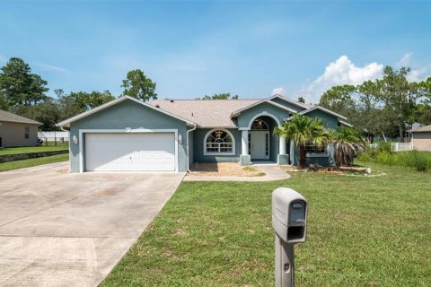 Villa ou maison à vendre à Weeki Wachee, Floride: 3 chambres, 162.21 m2 № 1909016 - photo 1