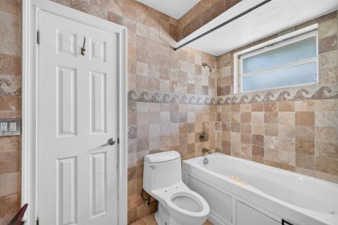 Villa ou maison à vendre à Fort Lauderdale, Floride: 4 chambres, 179.86 m2 № 2318319 - photo 27